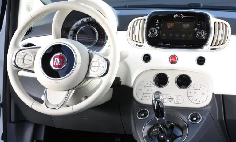 Comment mettre le bluetooth dans une Fiat 500 facilement sans garage